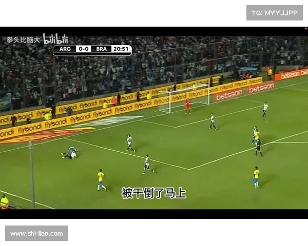 围绕主力门将打造防线核心提升球队整体防守表现的策略分析 围绕主力门将打造防线核心提升球队整体防守表现的策略分析